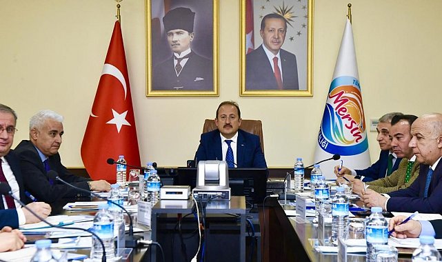 Vali Pehlivan, depremzedelere yönelik koordinasyon toplantısı yaptı