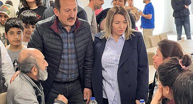 Vali Pehlivan, depremzedelerle buluştu