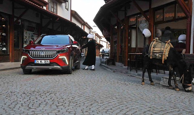 Yerli otomobil TOGG'a Akşehir'de yoğun ilgi