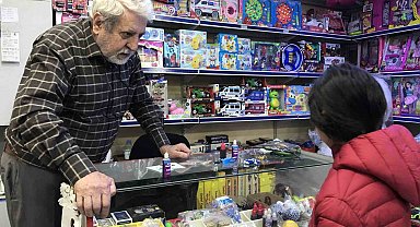 1 Nisan'da eskisi gibi şaka malzemesi satılmıyor