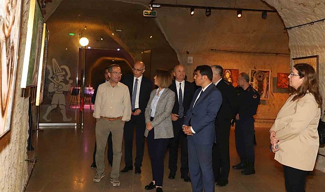 'Geçmişten Günümüze Fotoğraflarla Kapadokya' temalı fotoğraf sergisi açıldı