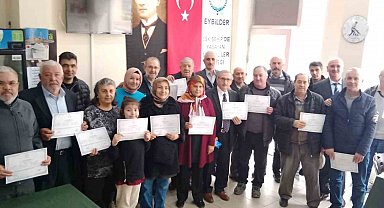 'Mantar Yetiştiriciliği' kursuna katılan 40 kursiyer törenle sertifikalarını aldılar