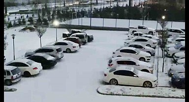 Aksaray dolu yağışıyla beyaza büründü