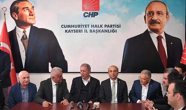 Bakan Akar, CHP ve İYİ Parti il başkanlıklarını ziyaret etti