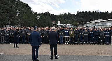 Bakan Akar ile Başkan Büyükkılıç, bayramlaşma programlarına TOGG ile katıldı