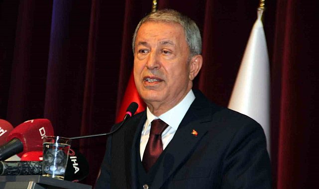 Bakan Akar: "Ermenistan'ı destekleyenler dünya ve kendi tarihlerine bakarak utanmalıdır"