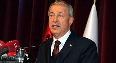 Bakan Akar: "Ermenistan'ı destekleyenler dünya ve kendi tarihlerine bakarak utanmalıdır"