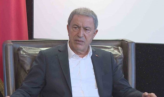 Bakan Akar: "Mehmetçik teröristlerin Zap'taki 'kale'sine girdi'