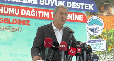 Bakan Akar: "Teröristler ile arasında mesafe olmayanlar bizim için büyük bir endişe kaynağıdır"