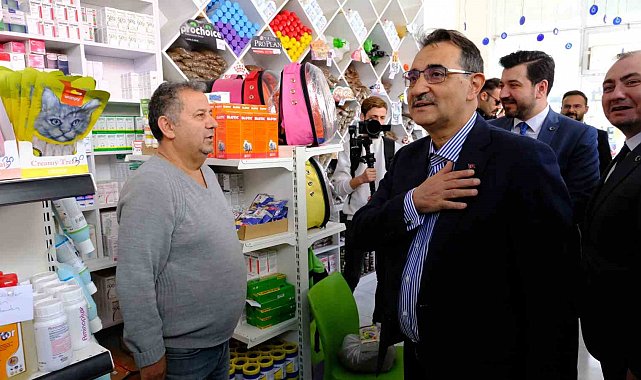 Bakan Dönmez Eskişehir'de seçim çalışmalarını sürdürüyor