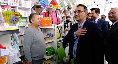 Bakan Dönmez Eskişehir'de seçim çalışmalarını sürdürüyor
