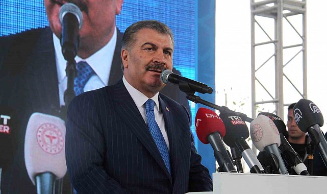 Bakan Koca: "Dünyada cesaret edilemeyen bir sağlık sistemine sahibiz"
