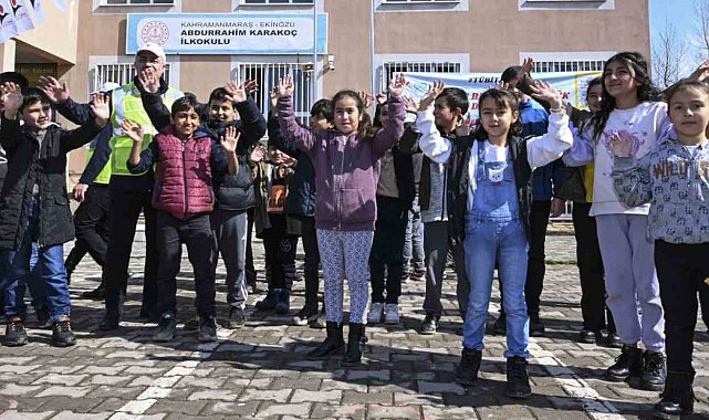 Bakan Özer: "Deprem bölgesinden diğer illere nakil olan 34 bin 985 öğrenci, memleketlerine geri döndü"