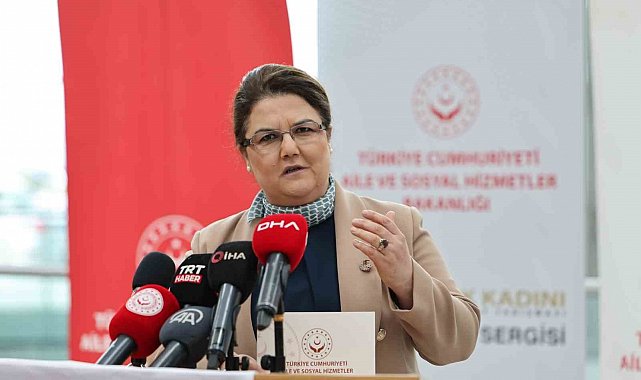 Bakan Yanık: "Fotoğraflar tarihe düşülmüş birer notlar olarak bundan sonraki süreçte de yerini almaya devam edecek"