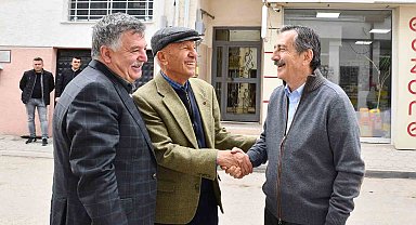 Başkan Ataç esnafı ziyaret etti