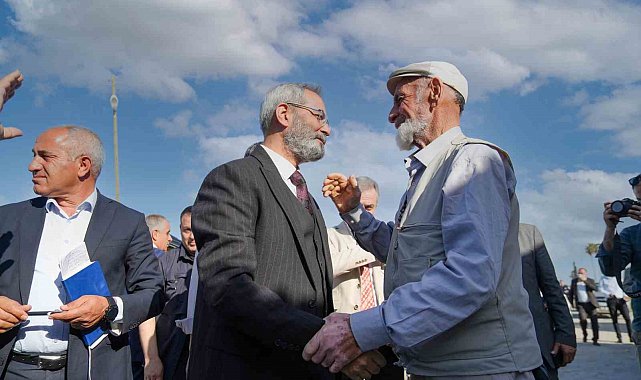Başkan Bozdoğan: "Tarsus'un her mahallesinde belediyemizin varlığını hissettiriyoruz"