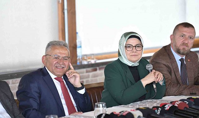 Başkan Büyükkılıç: " Yeni havalimanı, hızlı tren gibi vizyon projeleri yakinen takip ediyoruz"