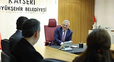 Başkan Büyükkılıç'a AK Parti Kocasinan İlçe Teşkilatının yeni yönetiminden ziyaret