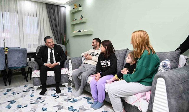 Başkan Ertuğrul Çetin minik yüreklere dokundu