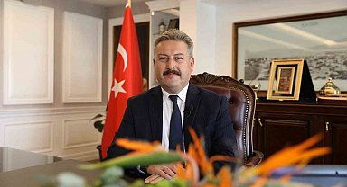 Başkan Palancıoğlu: "Tüm çocuklarımızın bayramını tebrik ediyor, yüzleri gülsün diyorum"