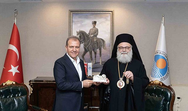 Başkan Seçer: "Kimlik, din, mezhep ayrımı yapmaksızın insanlara sahip çıktık"