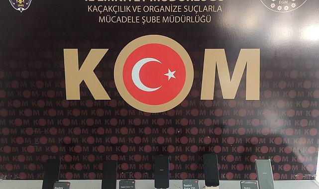 Baskın yapılan evdeki fırından kaçak telefonlar çıktı