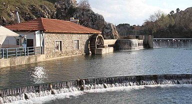 Beyşehir Gölü'nü besleyen Adaköy Göleti ve Baraj Göleti ilkbahar yağışlarıyla can buldu