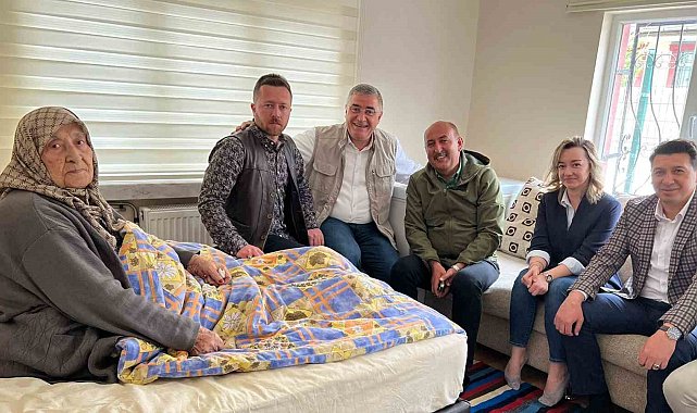 Bir asırlık Şakire ninenin tekerlekli sandalye ihtiyacı karşılandı