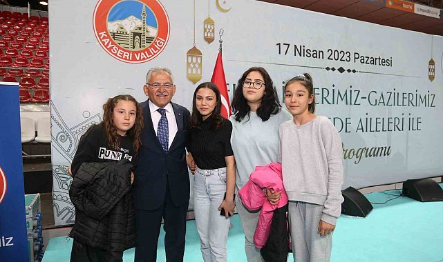 Büyükşehir ve Valilik, şehit aileleri, gaziler ve depremzede aileler ile buluştu