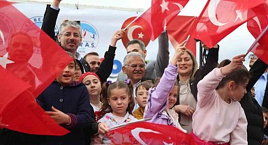 Çocuklar bayramlarını 'Çocuk Şenliği'nde kutladı