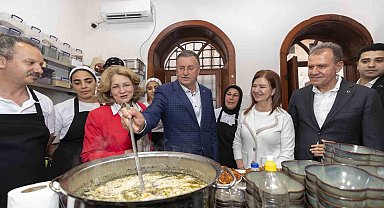 Depremde yıkılan Hatay Gastronomi Evi, Mersin'de açıldı