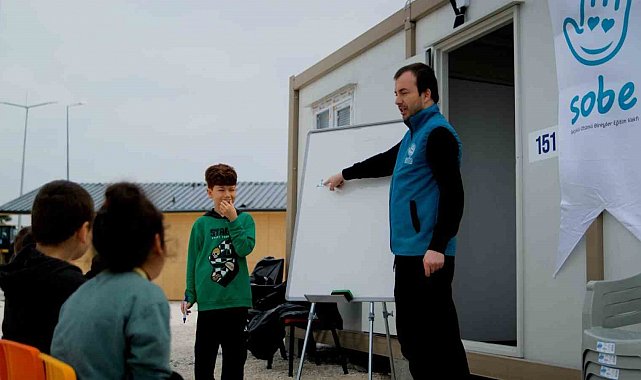 Depremzede 'otizmli özel çocuklara' Hatay ve Konya'da özel eğitim
