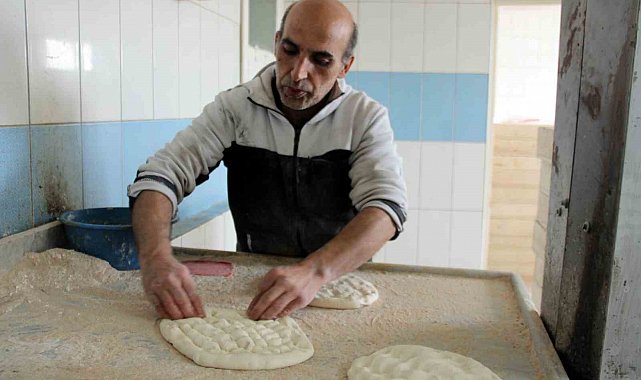 Depremzede Fırıncı Sefa Pemik: "Akşam yatarken her şeyimiz vardı, kalktığımızda her şeyimiz kayboldu"