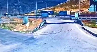 Dinlenme tesisine girmek isterken bariyerlere girdi