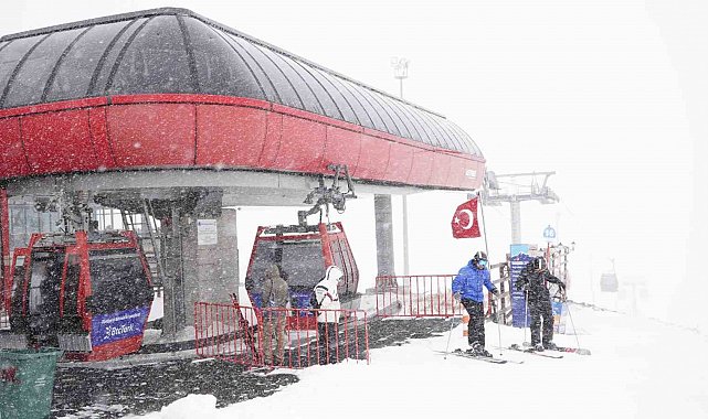 Erciyes'te Nisan karı