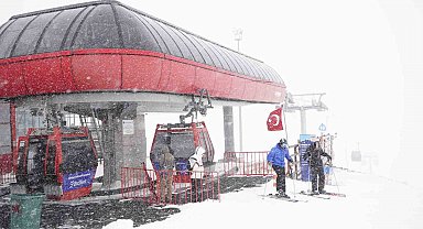 Erciyes'te Nisan karı