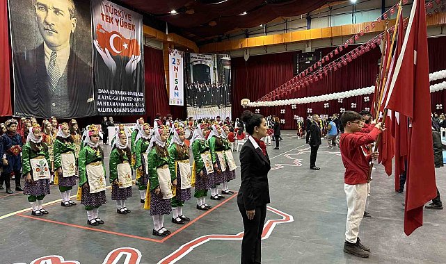 Eskişehir'de 23 Nisan coşkuyla kutlandı