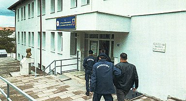 Eskişehir'deki iş yerinden malzeme çalan 2 şüpheli Afyonkarahisar'da yakalandı