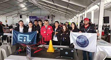 Eskişehirli liseli öğrenciler TEKNOFEST Türkiye Finallerine kaldı