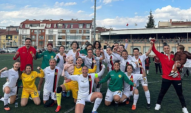 Eskişehirspor Kadın Futbol Takımı'ndan farklı galibiyet