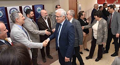 ESOGÜ personeli bayramlaştı