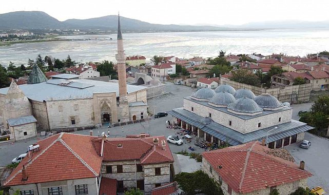 Eşrefoğlu Süleyman Bey Bedesteni tarihi kimliğine yeniden bürünüyor