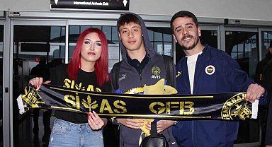 Fenerbahçe'ye Sivas'ta coşkulu karşılama!