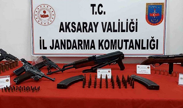 Fırın bacasındaki zuladan cephanelik çıktı