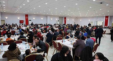 Hacılar'da şehit aileleri, gaziler ve depremzedeler iftarda buluştu