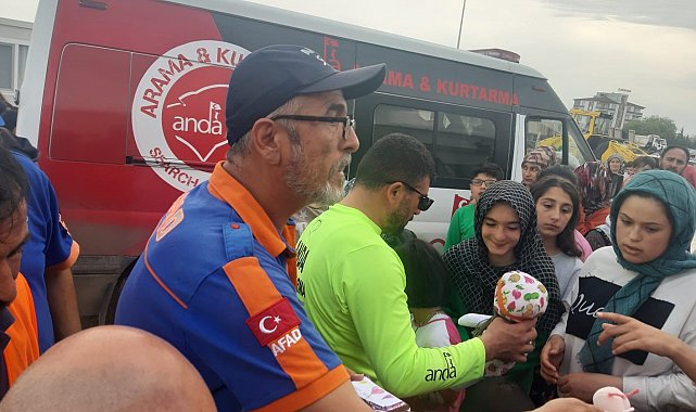 Hasan müdür gönülleri fethediyor