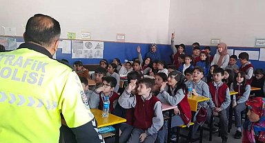 Hüyük'te öğrencilere trafik güvenliği eğitimi