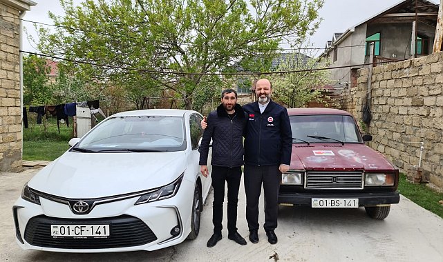 İhsan Açık, depremin simgelerinden olan Azerbaycanlı Server Beşirli'yi ziyaret etti