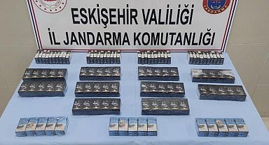 Kaçak sigara sattığı tespit edilen şüpheli jandarma tarafından yakalandı