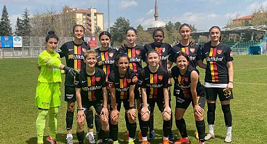 Kadınlar 1. Lig: Yukatel Kayseri Kadın FK: 2- Gaziantep Asyaspor: 0